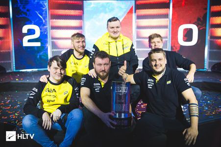 历史交锋与 历史交锋与