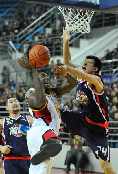 东泰山足球 东泰山足球