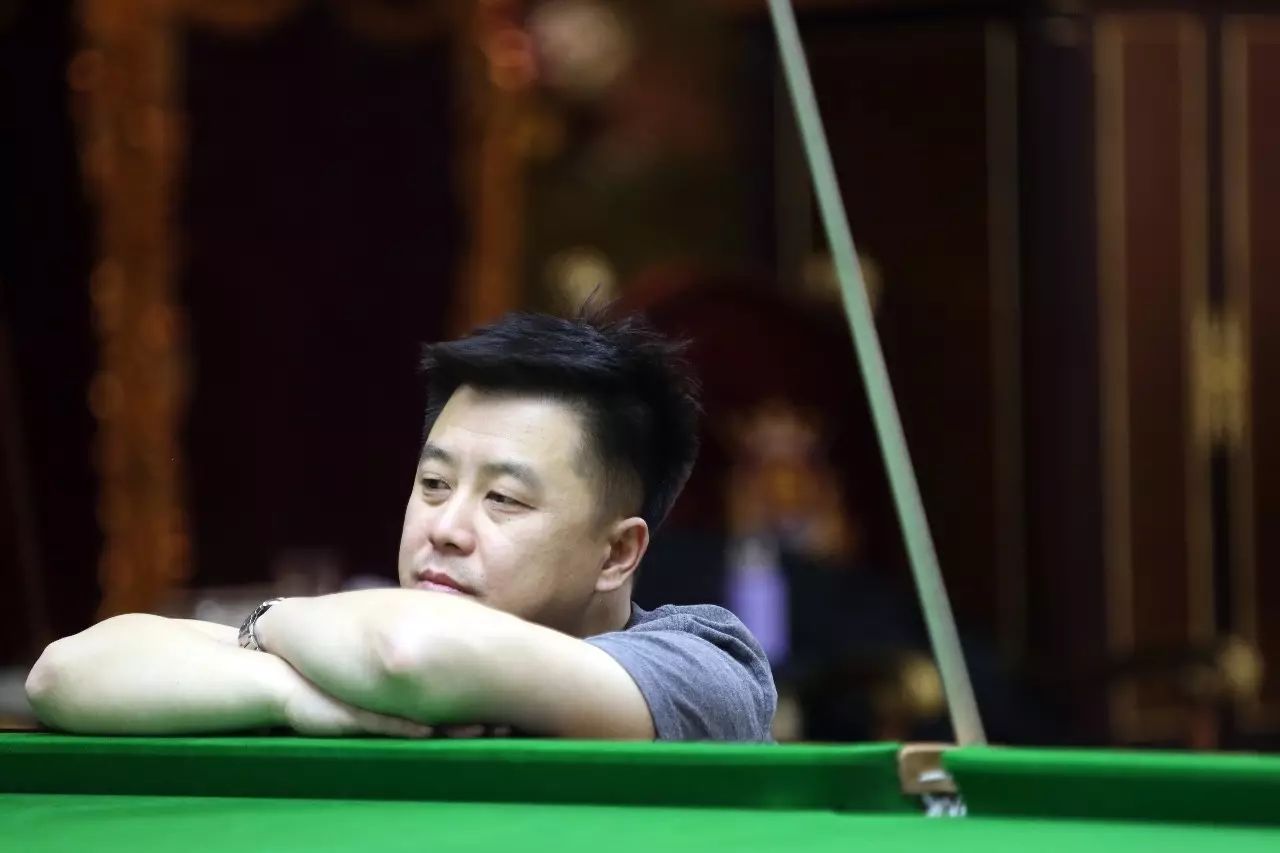 巴塞罗那的 巴塞罗那的