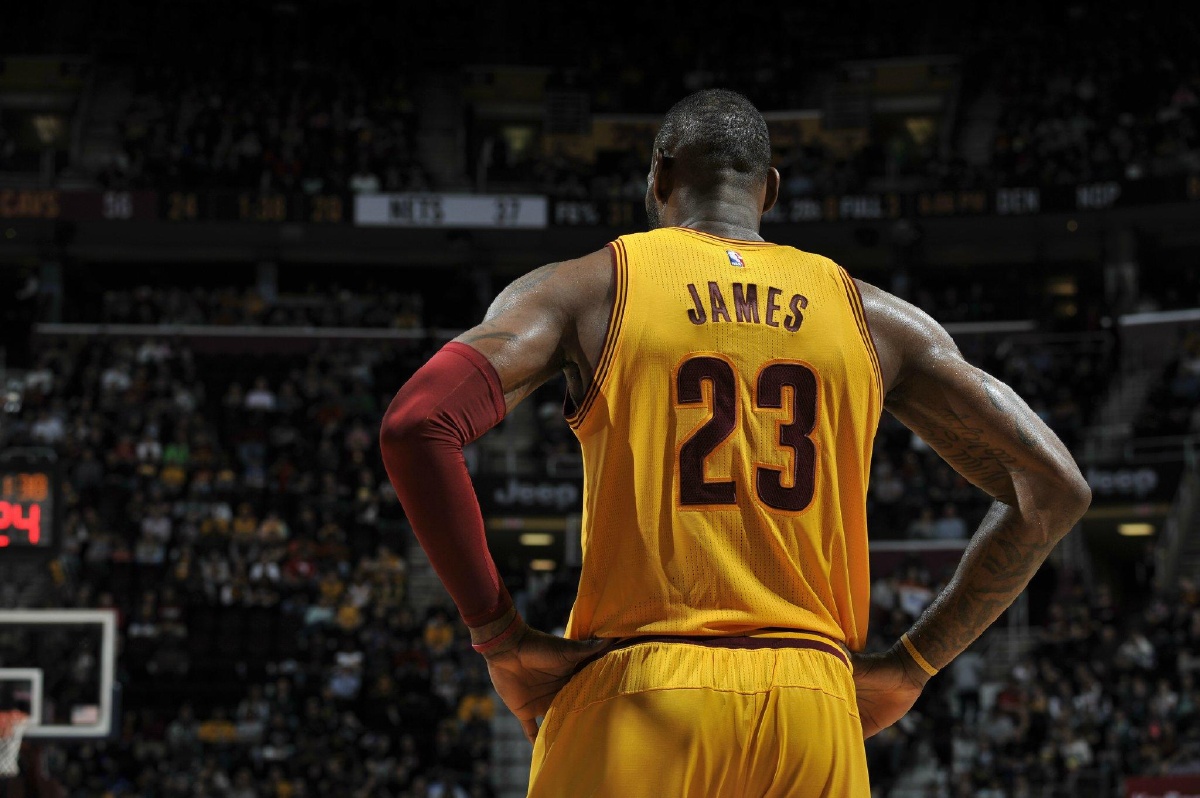 尤其它在关 尤其它在关