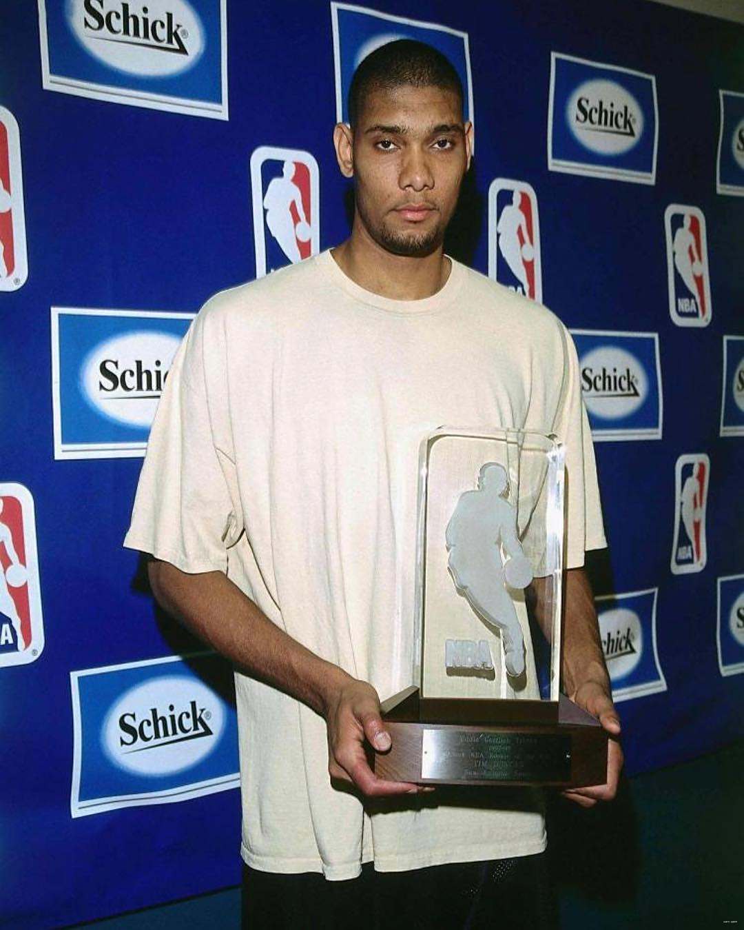 观察谁回避 观察谁回避